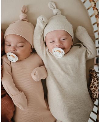 FRIGG 4-Pack Snowflake Dream Rubber Pacifiers