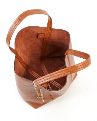 Medium Spin Tote in Leather 