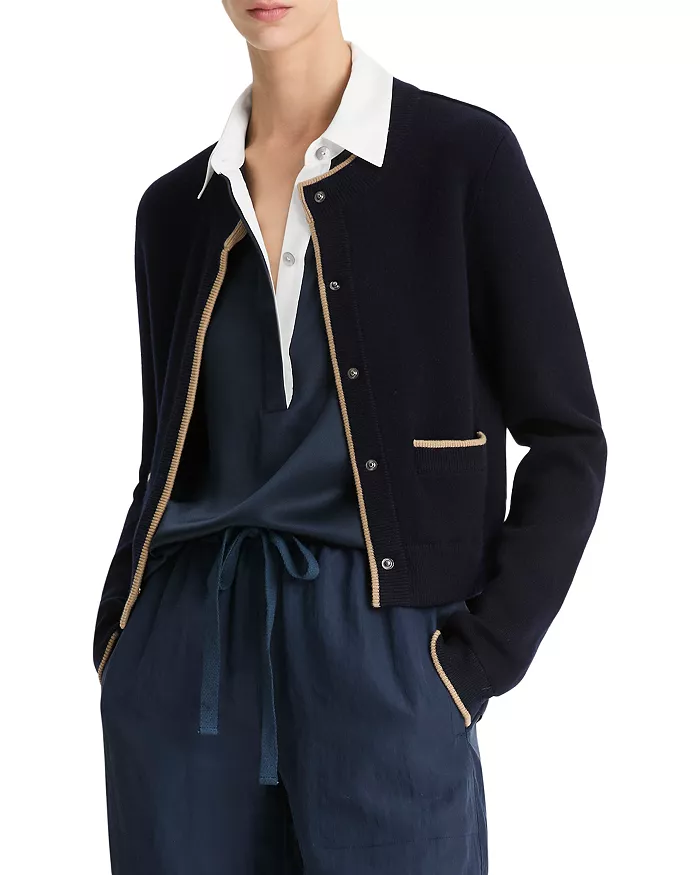 https://images.bloomingdalesassets.com/is/image/BLM/products/7/optimized/14213767_fpx.tif?op_sharpen=1&wid=700&fit=fit,1&fmt=webp