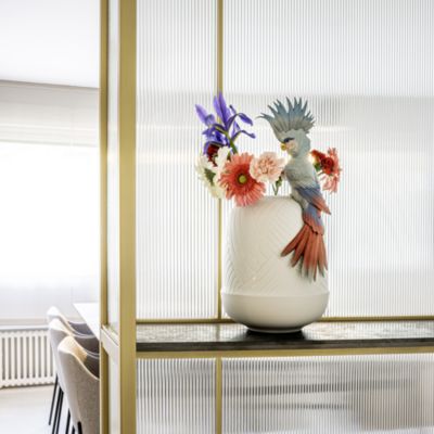 Cockatoo Vase