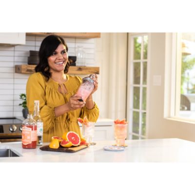 Glass 18 Oz Cocktail Shaker Bottle