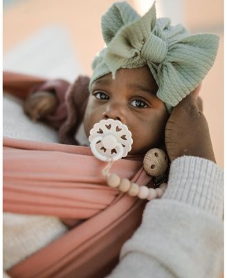 FRIGG 6-Pack Cinnamon Charm Rubber Pacifiers