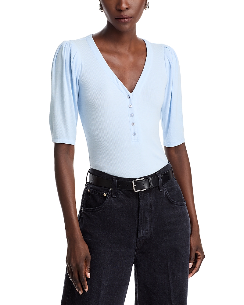 Frame Rib Ruched Short-sleeve Henley Top In Light Cahmbray