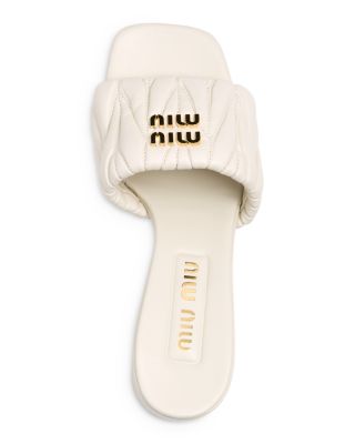 Women&#39;s Quilted Slide Sandals