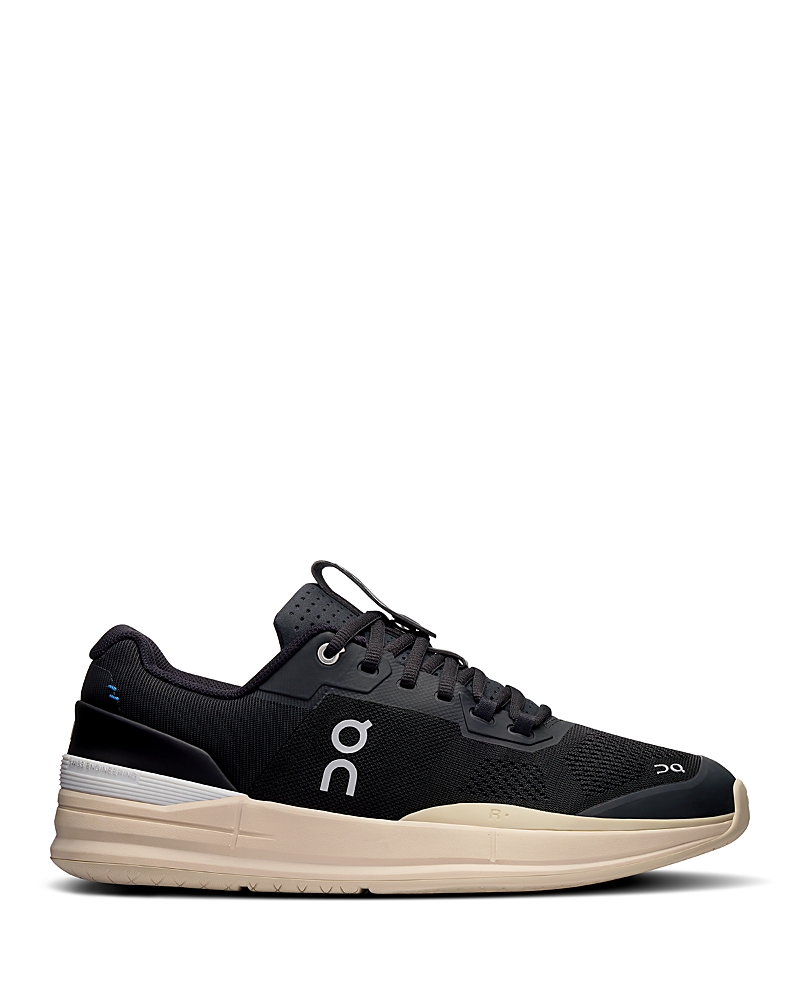 On Men's The Roger Pro Sneaker In Black Sand