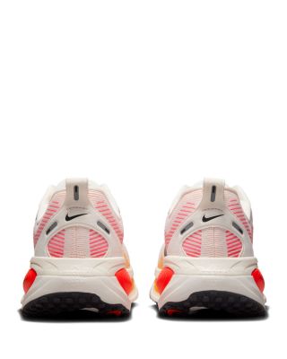 Women's Vomero 18 Sneakers