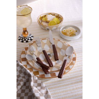 Queen Bee Dinnerware Collection