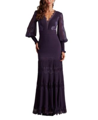  Nyssa Bishop Sleeve Gown