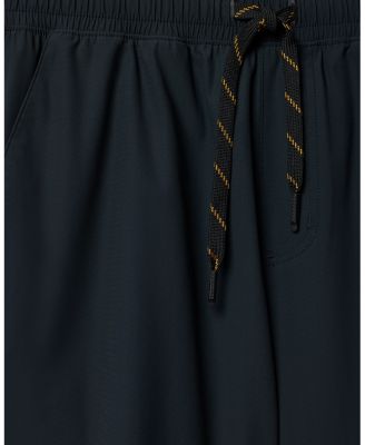 Pursuit 7" Drawstring Shorts