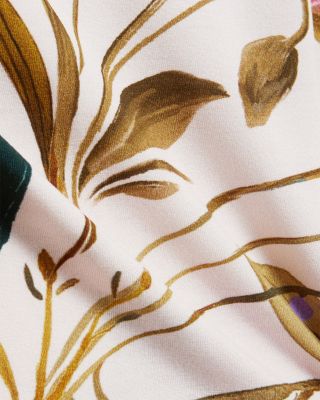 Belliea Printed Fitted Tee