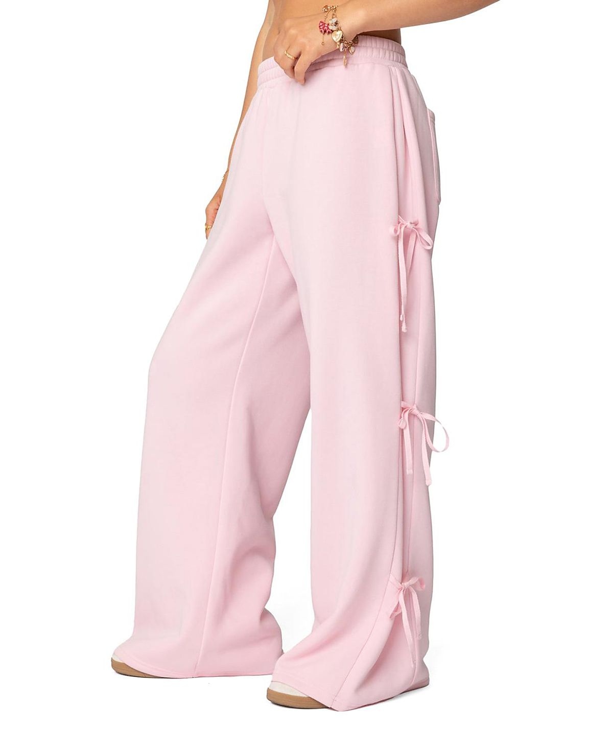 Edikted Claudette Baggy Ribbon Sweatpants