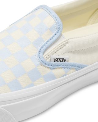 Women&#39;s LX Classic Slip On 9 Sneakers