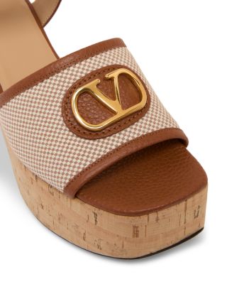 Women&#39;s VLogo Platform Sandals
