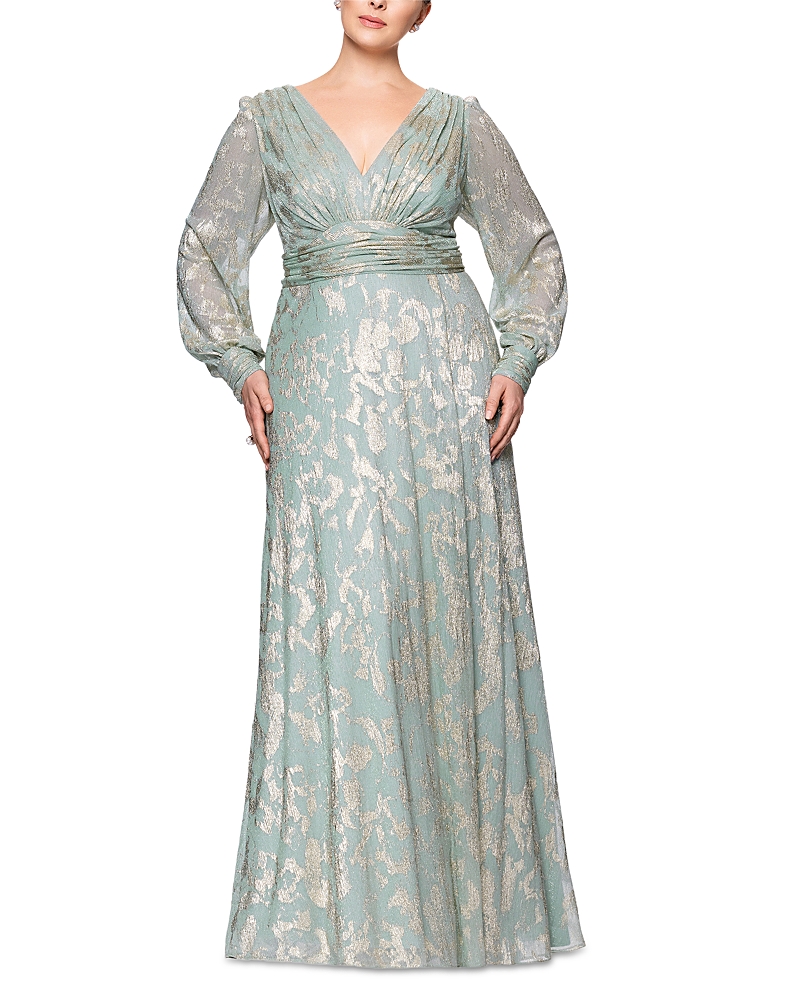 Betsy & Adam Metallic Jacquard Long Sleeve Gown In Gray
