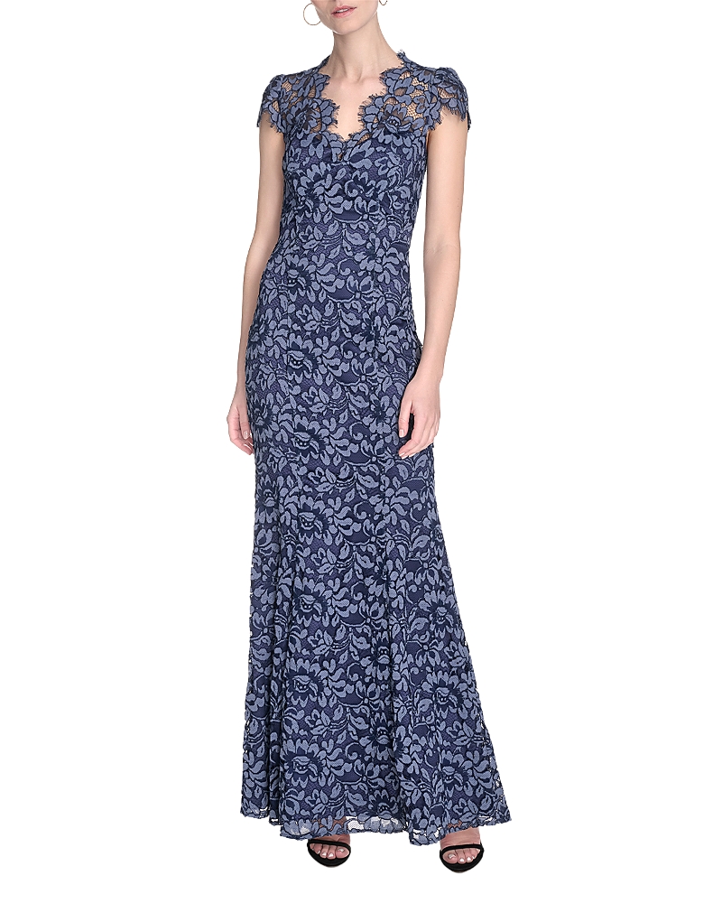 ELIZA J SCALLOPED-EDGE LACE GOWN