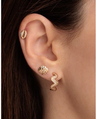 14K Yellow Gold Clam Shell Stud Earrings with Diamonds