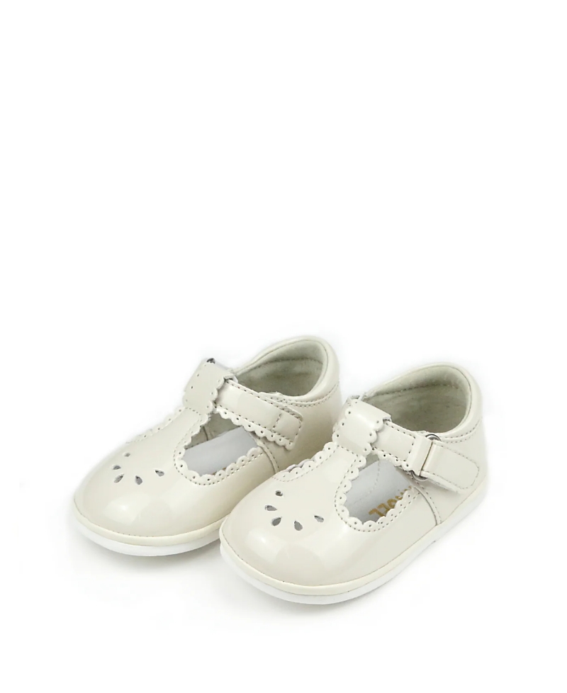L'amour Shoes Girls' Angel Dottie Scalloped T-strap Mary Jane - Baby, Toddler In White