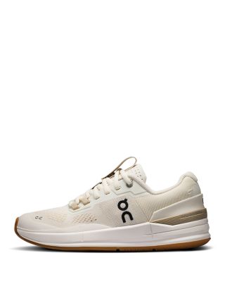 Women&#39;s The Roger Pro Sneakers