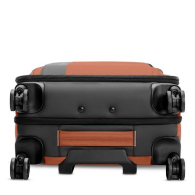 ZDX Essential Global Spinner Carry On Bag