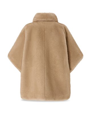 Comodino Faux Fur Cape