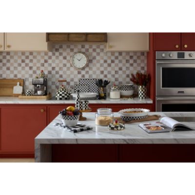 Courtly Check Everyday Large Oval Baker