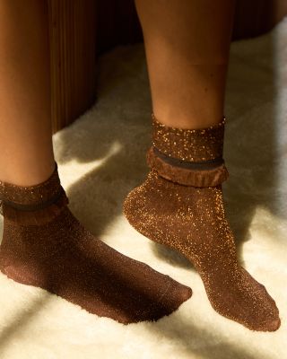 Soft Ruffle Metallic Socks
