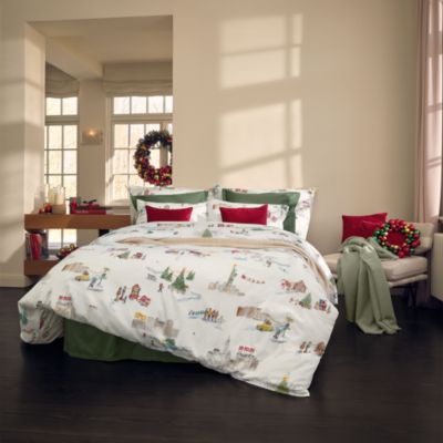 Santa in NY Duvet Cover, Queen