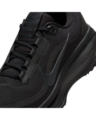 Women&#39;s Vomero 18 GTX Sneakers