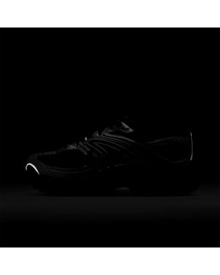 Women's Air Max Moto Sneakers