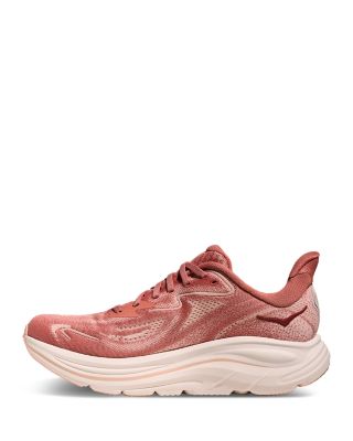 Women&#39;s Clifton 10 Sneakers in Blush