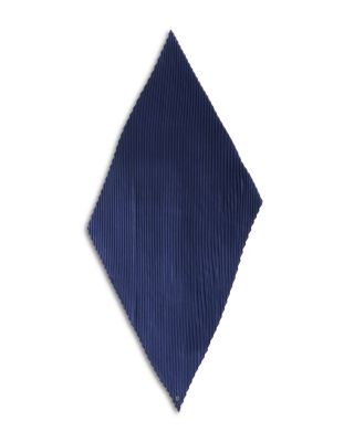 Pleated Diamond Scarf - Exclusive