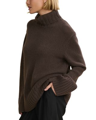 Cashmere Jet Turtleneck