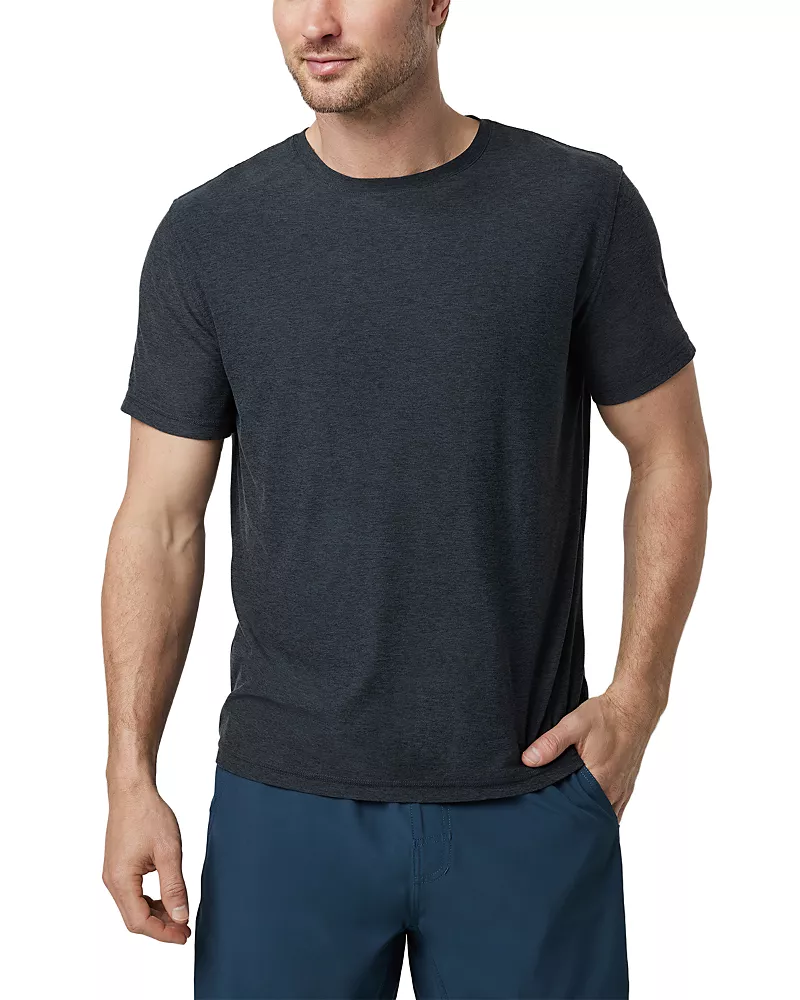 Vuori Strato Short Sleeve Tech Tee in Fire Heather