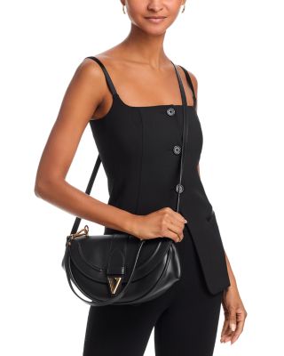 Virtus Medium Leather Shoulder Bag