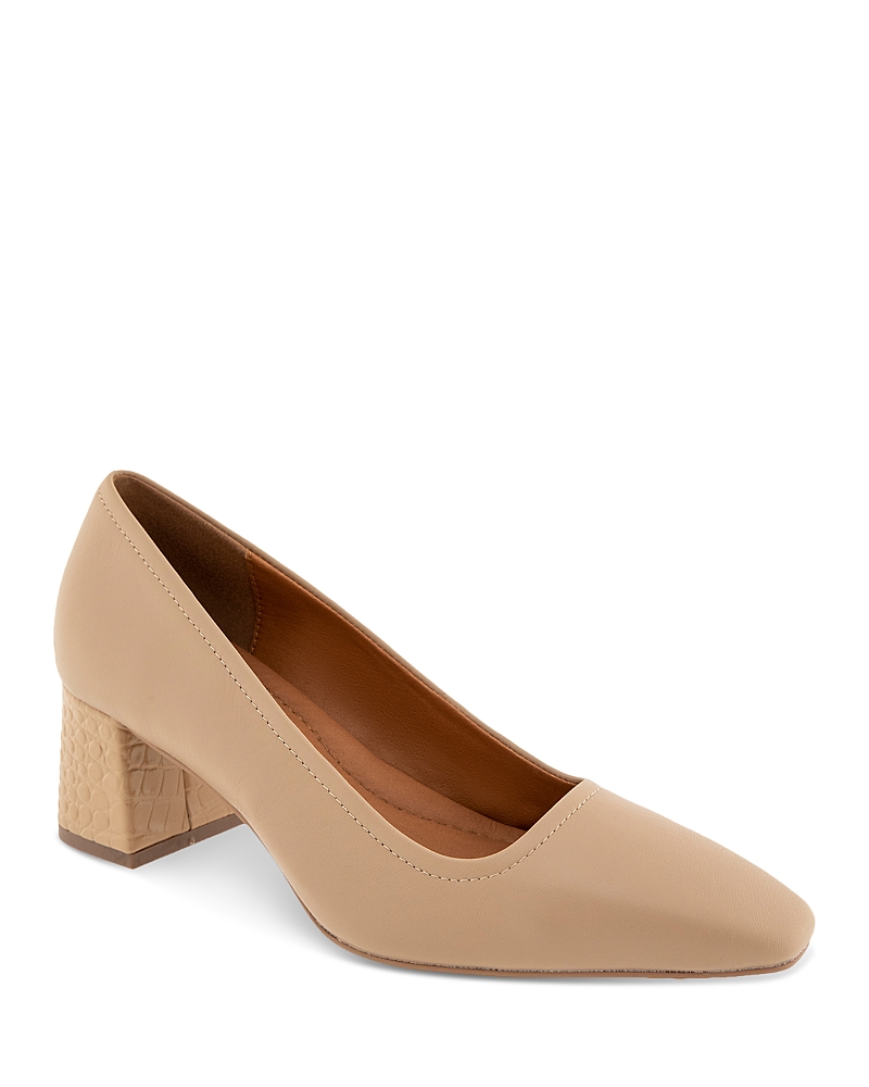 Andre Assous Amelia Pump In Multi