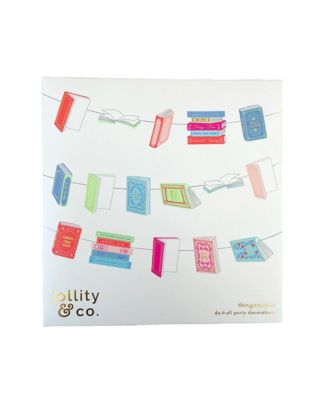 Book Club Garland, Set of 16 Pieces and Hanging Twine - Ages 8 - 10 Years