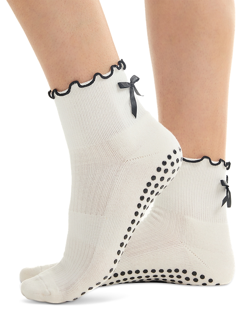 Souls. Ruffle Bow Grip Socks