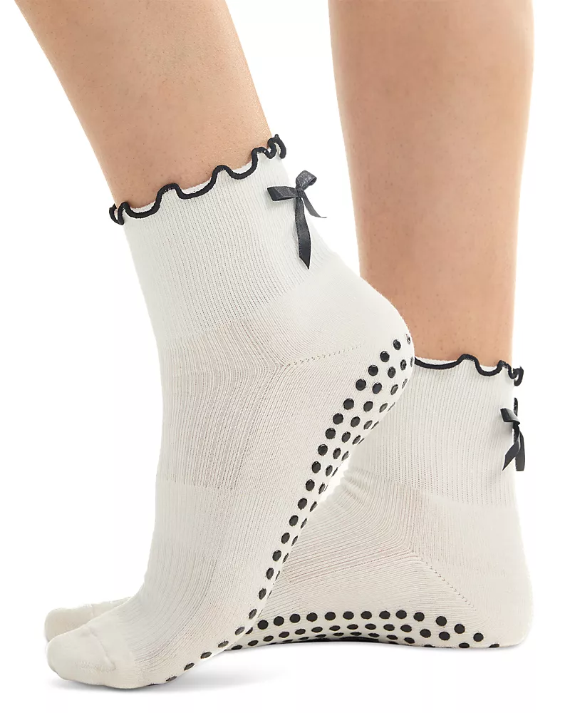Souls. Ruffle Bow Grip Socks