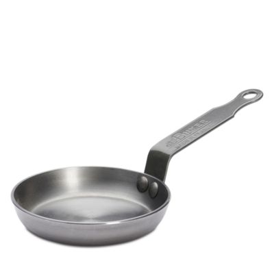 Mineral B 4.75" Carbon Steel Egg & Pancake Pan