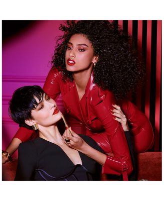 Pure Color Explicit Silk Matte Lipstick