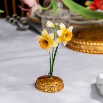 Meadow Walk Daffodil Place Card Holder