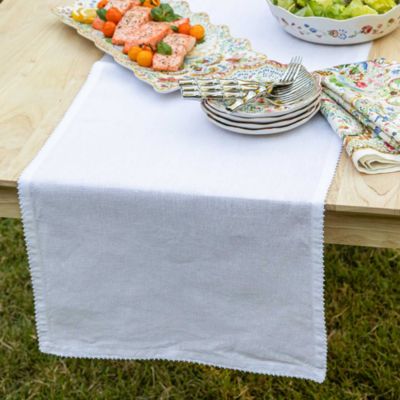 Berry Scallop Table Runner, 18" x 90"
