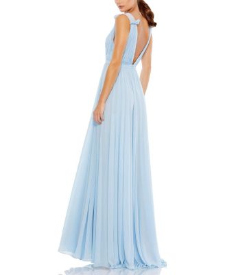 Petite Sleeveless Pleated Chiffon V-Neck Gown