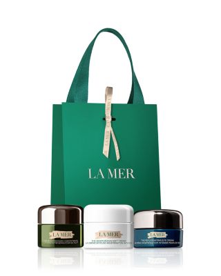 Gift with any $300 La Mer purchase!