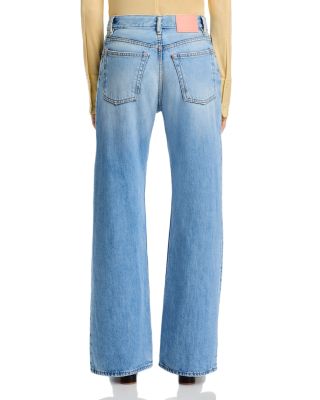 Straight Jeans in Light Blue