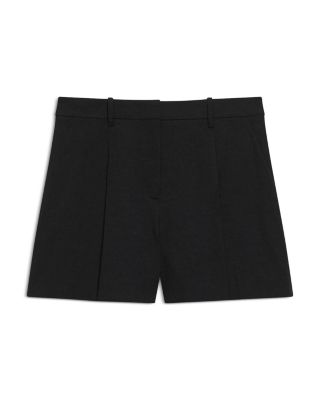 Fluid Linen Blend Pleated Shorts