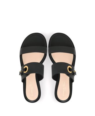  Women's Granada 05 Flat