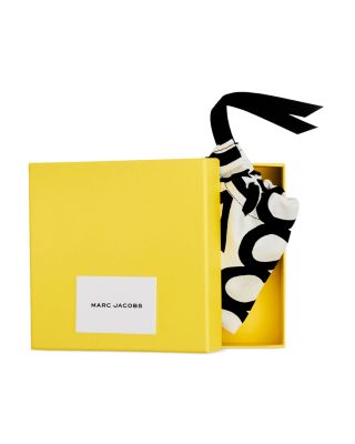 The Star Balloon Micro Earrings