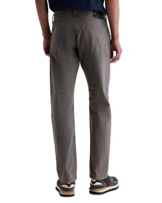 Prot&eacute;g&eacute; Classic Straight Fit Jeans in Folkestone