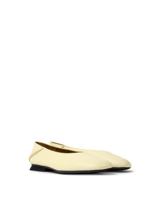  Women's Casi Myra Leather Ballerina